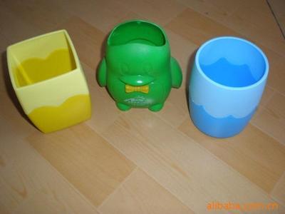 【供應(yīng)竹子筆筒 塑料筆筒 廣告筆筒】?jī)r(jià)格,廠家,圖片,其他美發(fā)造型用具,蒼南縣豪利得塑料制品廠-